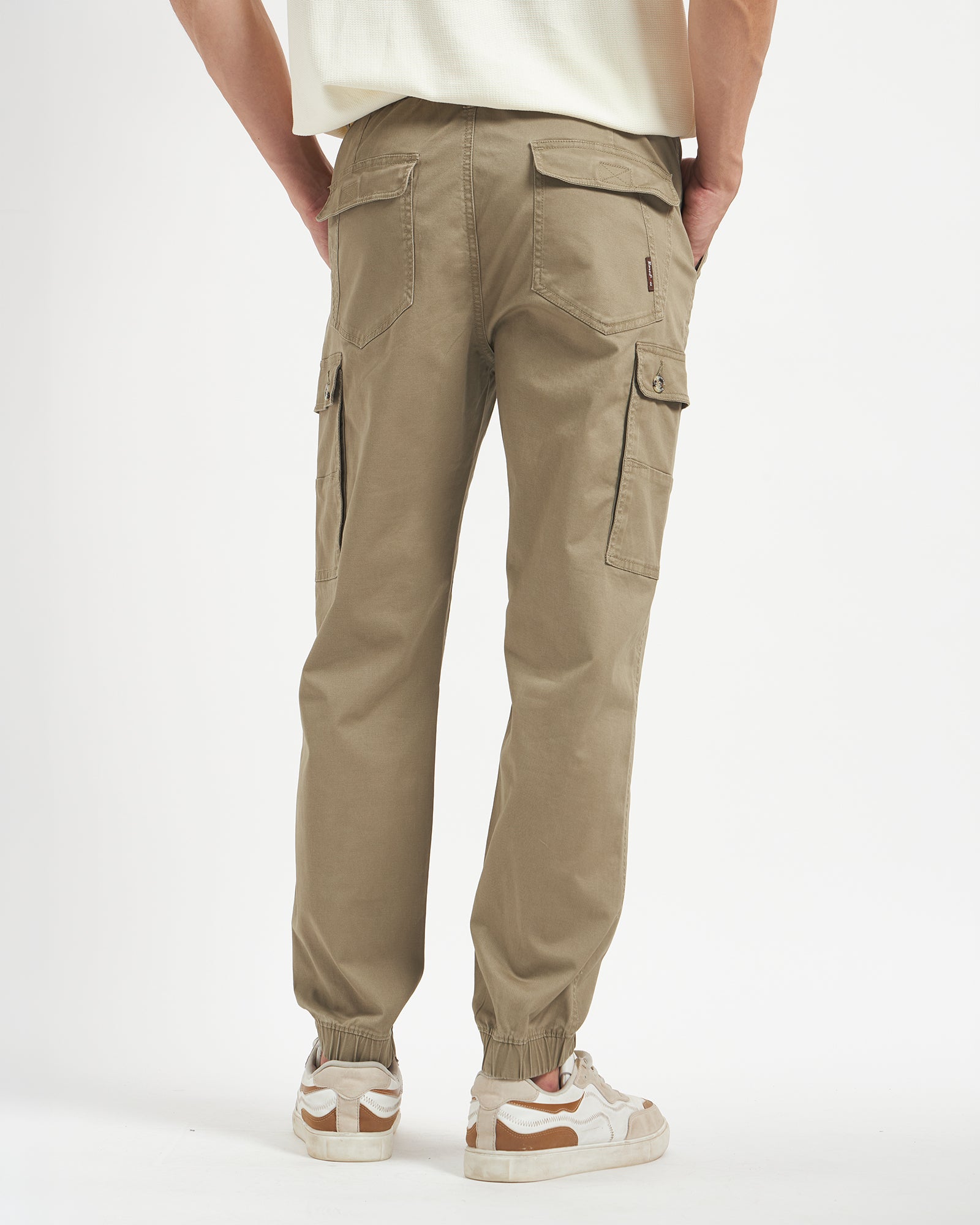 DARK BEIGE